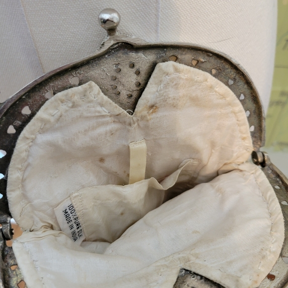 Vintage Beaded Floral Handbag Beautiful Colors, Pink, Green, Blue, and Gold - Picture 13 of 16